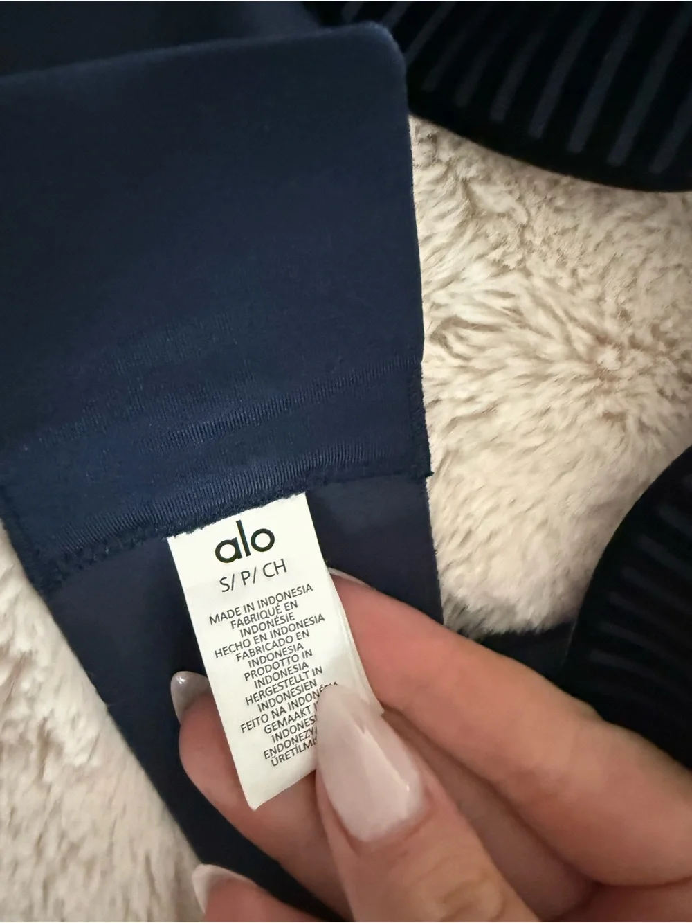 ALO Yoga Navy Blue Sports Bra and High-Waist Leggings Set